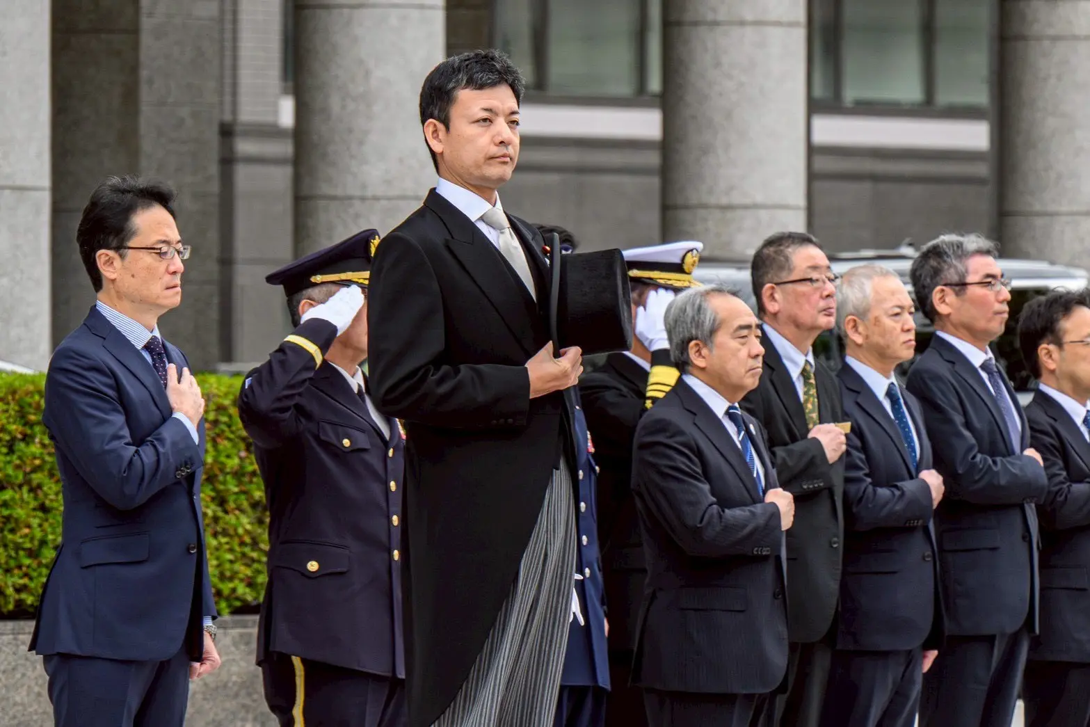 防衛大臣政務官兼内閣府大臣政務官 任命2